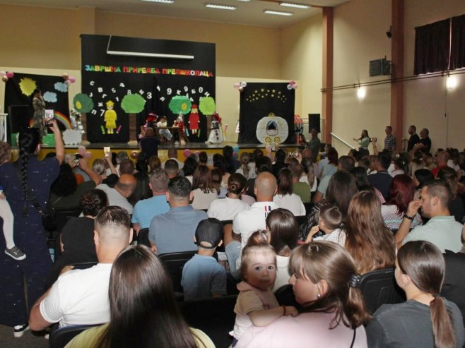 Priredba povodom završenog programa za djecu pred polazak u školu (FOTO)