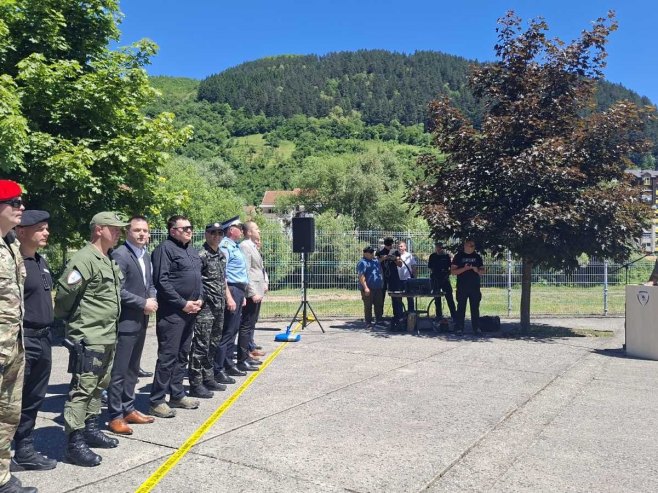 Pripadnici MUP-a pokazali da mogu da odgovore na najsloženije bezbjednosne izazove (FOTO)