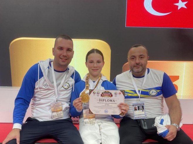 Božana Radić zlatna na Balkanskom karate prvenstvu u Istanbulu