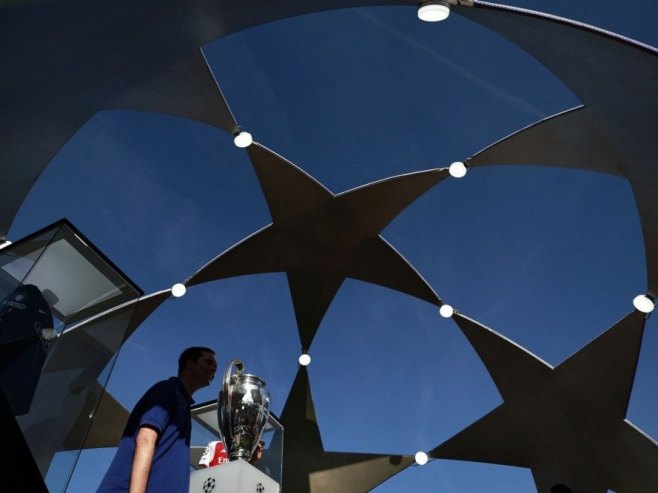 PSŽ i Arsenal za trofej Lige šampiona