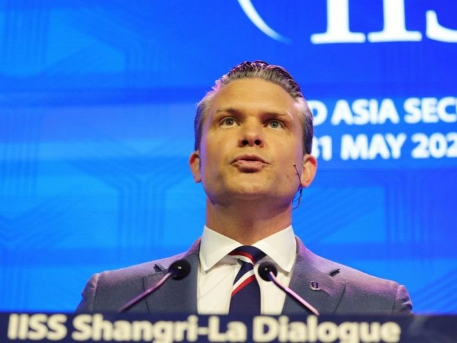 Hegset: Odnosi SAD i Kine bolji nego ranije,ali oprez zbog brzog uspona kineske vojske