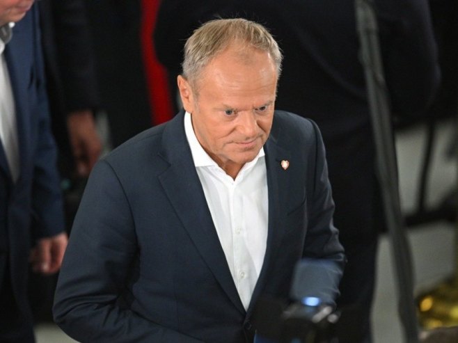 Tusk: NATO treba ozbiljno da shvati riječi Medvedeva