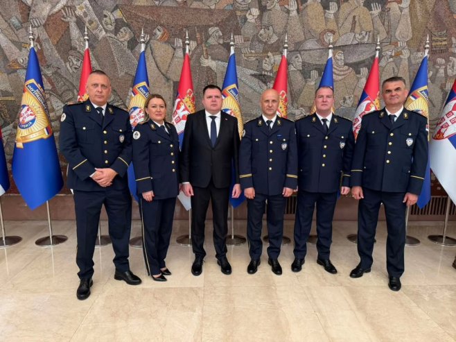 Budimir i Kostrešević odali počast hrabrosti i profesionalizmu pripadnika policije Srbije