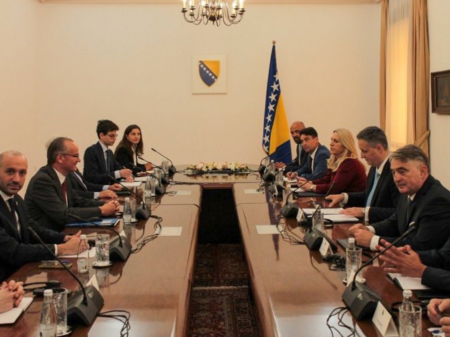 Cvijanović: Strani intervencionizam nije doprinio dijalogu, vrijeme da se ta era okonča
