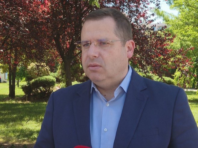 Kovačević: Bošnjaci se ponašaju kao politički maloljetni, traže ostanak staratelja