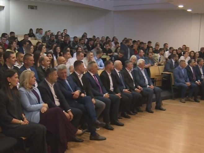 Studenti najveći potencijal Srpske, Vlada nastoji da im obezbijedi najbolje uslove za školovanje (VIDEO)