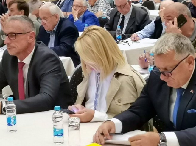 Penzioneri se nadaju vanrednom povećanju penzija u avgustu