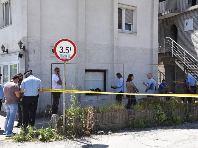 Ekipa RTRS na licu mjesta, požar u kući na Laušu, jedno dijete stradalo, drugo teže povrijeđeno