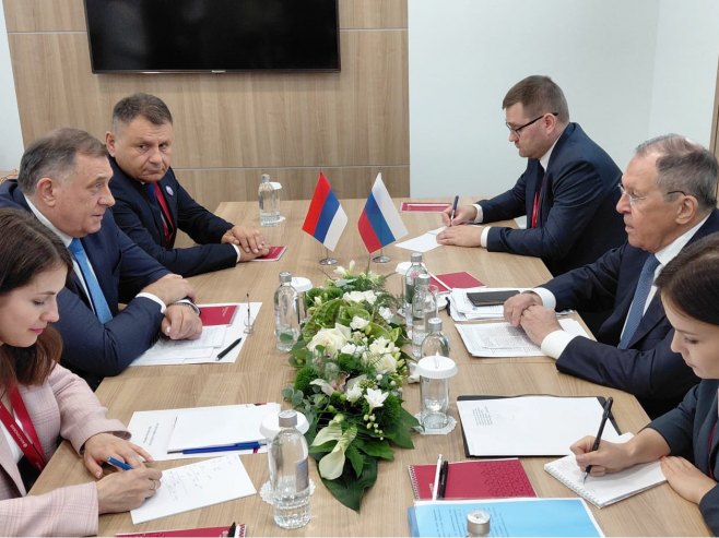 Dodik sa Lavrovom u Sankt Peterburgu