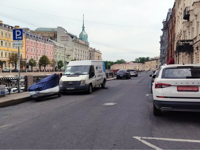 Ekipa RTRS iz Sankt Peterburga: Najveći napad na ovaj grad od početka rusko-ukrajinskog sukoba (FOTO/VIDEO)