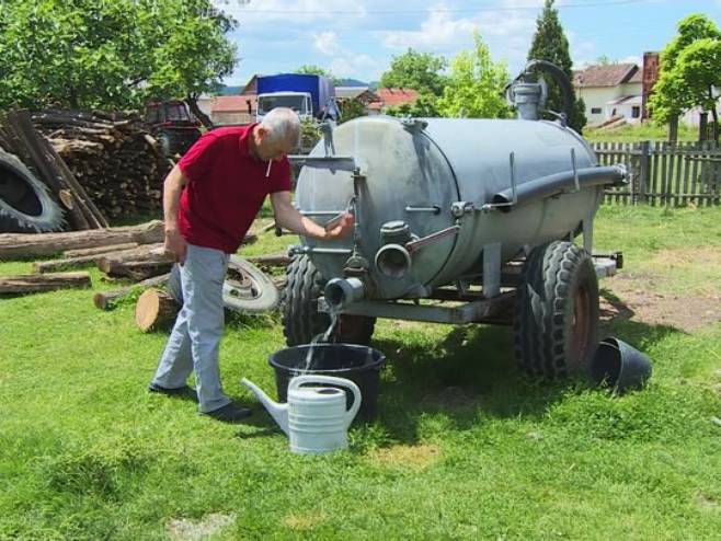 U selima južnog dijela Semberije i dalje nema pitke vode; U GU Bijeljina još nemaju rješenje