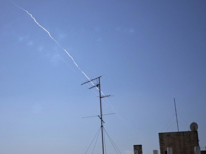 Izrael, rakete (foto:  EPA/ATEF SAFADI - ilustracija) -