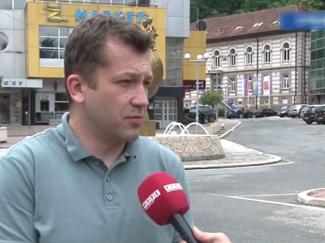 Vučić: Problem vodosnabdijevanja jedan od prioriteta u Srebrenici (VIDEO)