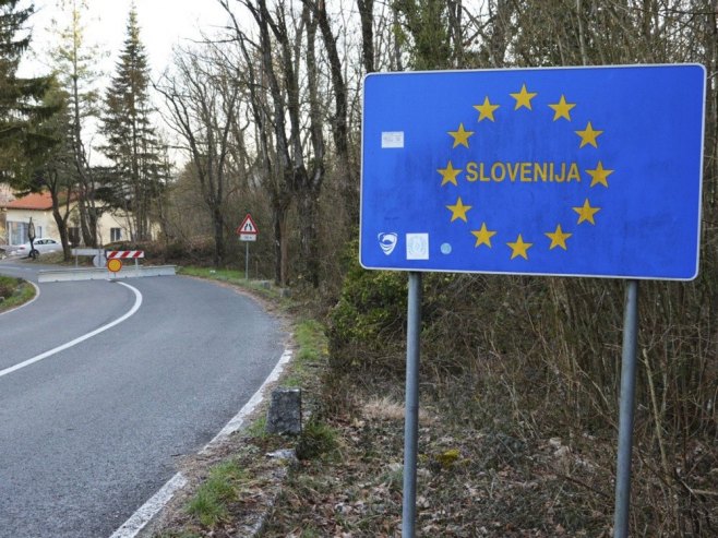 Slovenija ukinula kontrole na unutrašnjoj šengenskoj granici sa Hrvatskom i Mađarskom Slovenija ukinula kontrole na unutrašnjoj šengenskoj granici sa Hrvatskom i Mađarskom