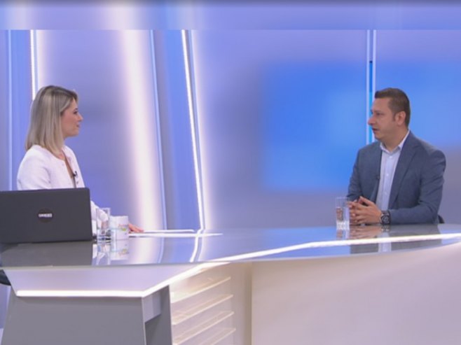 Goganović: Političko Sarajevo uporno želi da samo donosi odluke, pa je tako bilo i sa spotom podrške Oružanih snaga