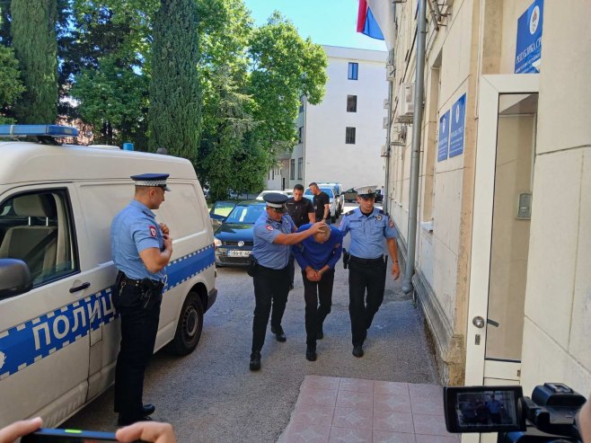 Akcija "Fabia" - Slobode lišena četiri lica na području Trebinja i Bileće; Zaplijenjena 42 kilograma heroina (VIDEO)