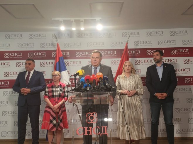 UŽIVO - Konferencija za novinare Dodika i Cvijanovićeve