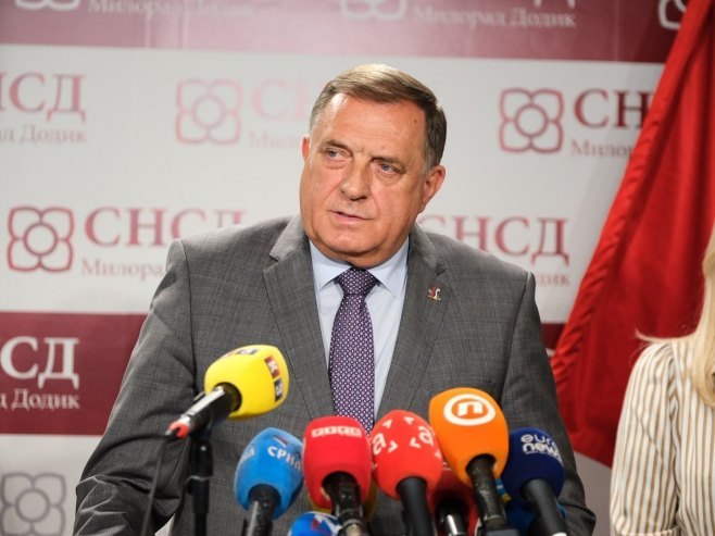 Dodik: Na ekonomsko-socijalnom planu Srpska stabilna, plate i penzije konstatno rastu
