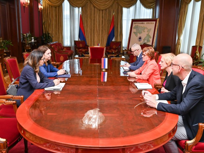 Vidović sa ambasadorkom Italije i predstavnicima Razvojne banke: U Srpskoj se provodi veliki investicioni ciklus