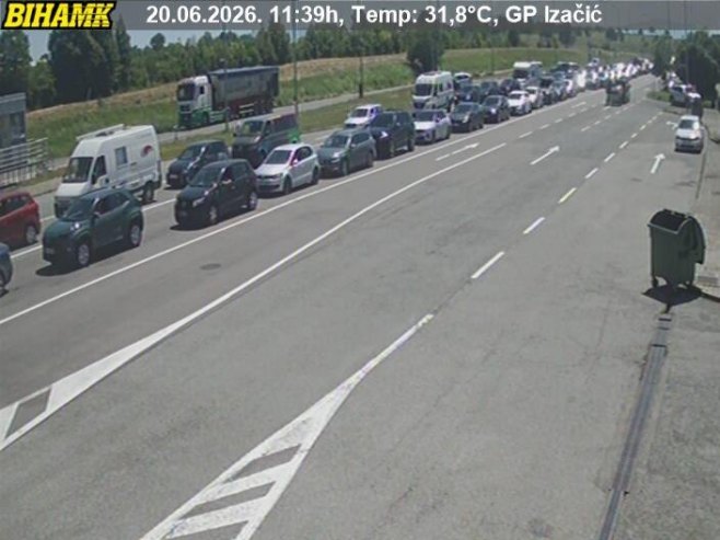 Kolone vozila na prelazima Izačić, Velika Kladuša, Doljani i Bijača