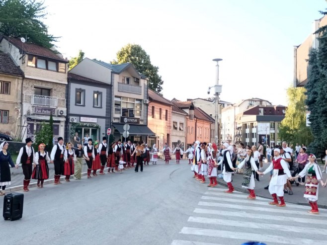 "Vidovdanski sabor" u Zvorniku okupio oko 200 učesnika iz Srpske i Srbije