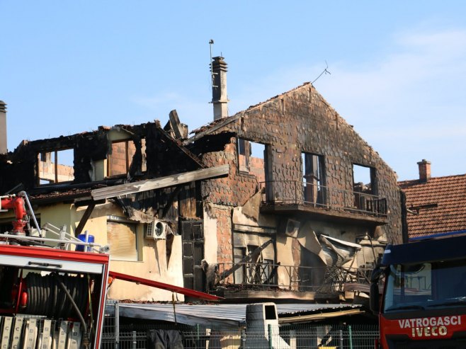 Požar progutao kuću, radionicu, garažu i vozila porodice Majstorović