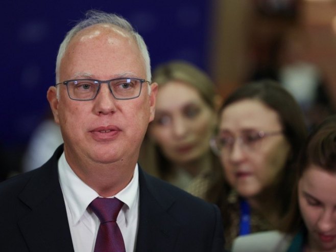 Dmitrijev: Starmerova ostavka važan signal drugim militarističkim političarima u Evropi