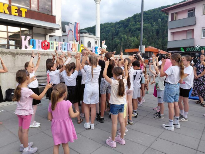 Vlasenica: Održana "Konferencija beba"