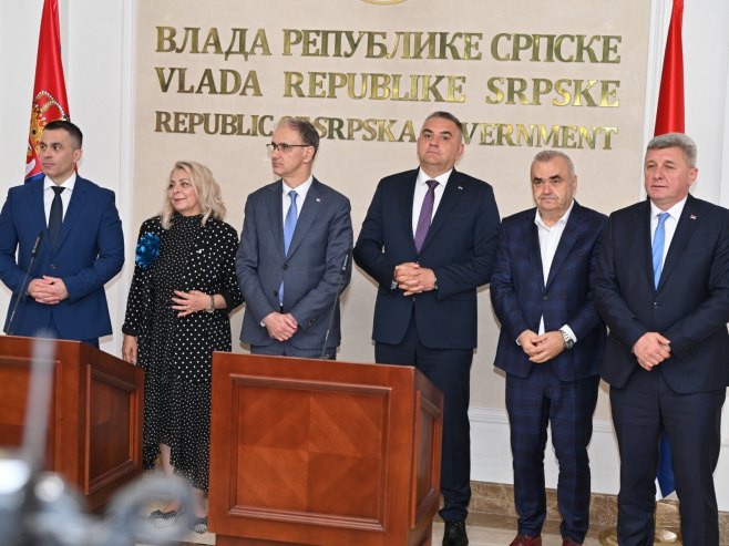 Minić; Drina kičma, a Srbi jedan narod; Macut: Nastavak dosadašnjih aktivnosti i infrastrukturnih projekata