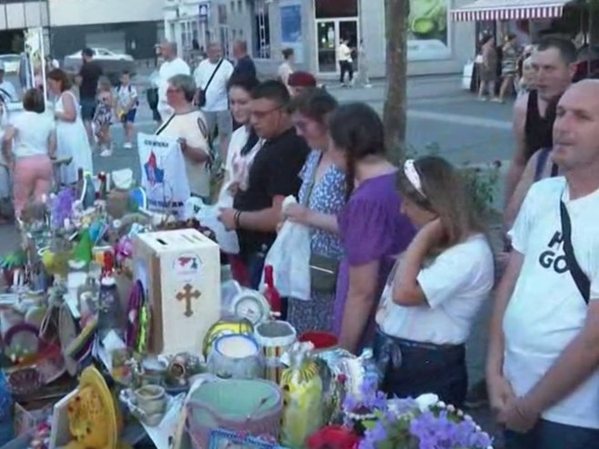 U Prijedoru je održan humanitarni vidovdanski bazar (VIDEO)