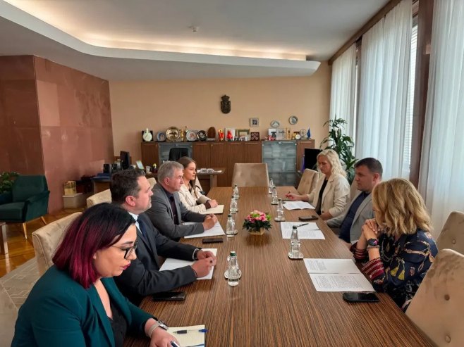 Puhovac sa Memićem: Zajednički promovisati turističke destinacije