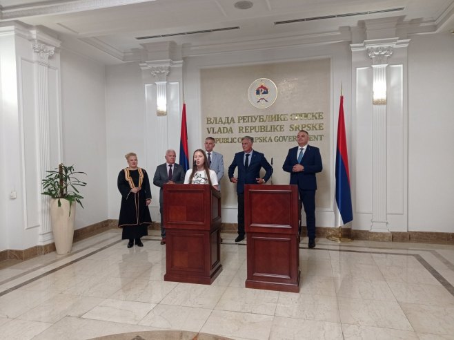 U Vladi Srpske prijem za djecu sa KiM, prisustvuju Karan i Minić