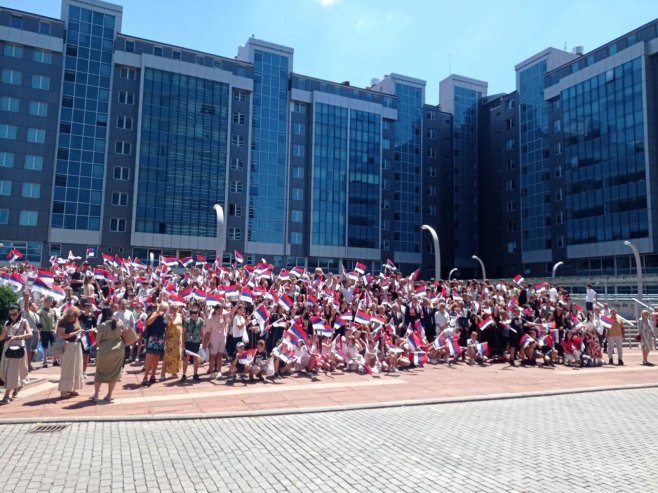 U Vladi Srpske prijem za djecu sa KiM U Vladi Srpske prijem za djecu sa KiM - Foto: RTRS