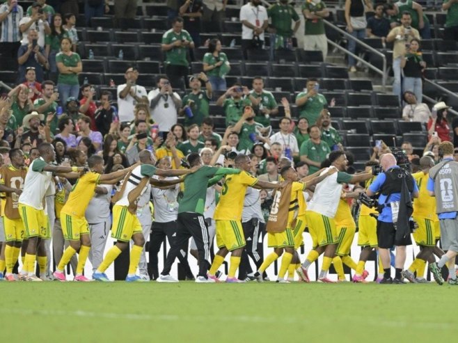 Istorijski uspjeh Јužnoafrikanaca - "Bafana Bafana" prvi put u nokaut fazi Mundijala