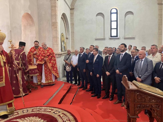 U Prijedoru obilježavanje krsne slave Vojske Republike Srpske - Vidovdana (FOTO/VIDEO)