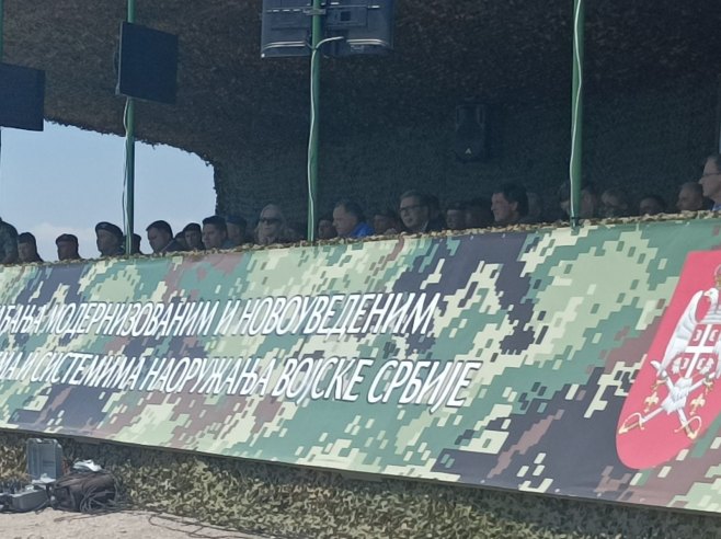 UŽIVO - Na Pasuljanskim livadama gađanje iz ratne tehnike, prisustvuju zvaničnici Srpske