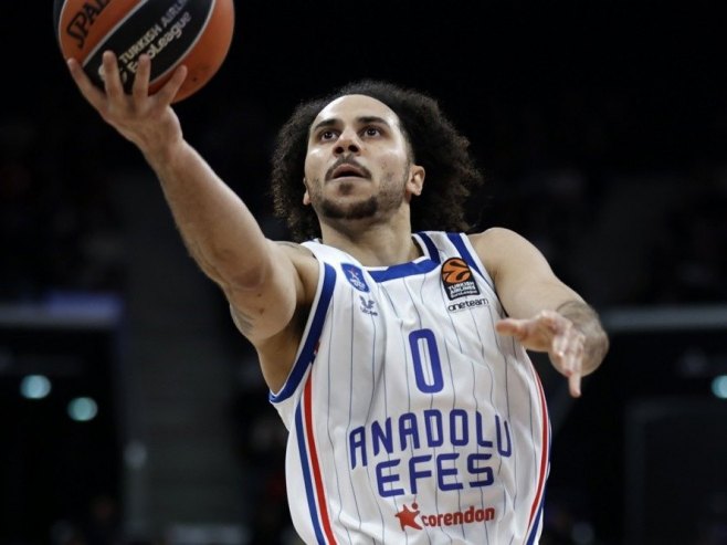 Šejn Larkin (Foto: EPA/YOAN VALAT) - 