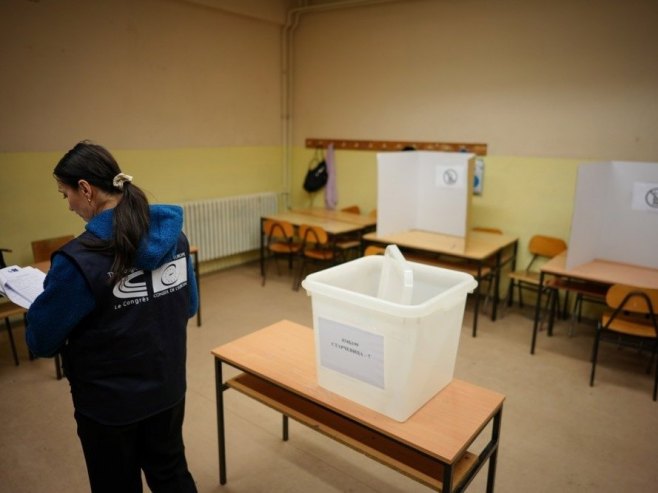 Rok za prijavu kandidatura sve bliže, a opozicija od dogovora sve dalje: U koliko će kolona na izbore?