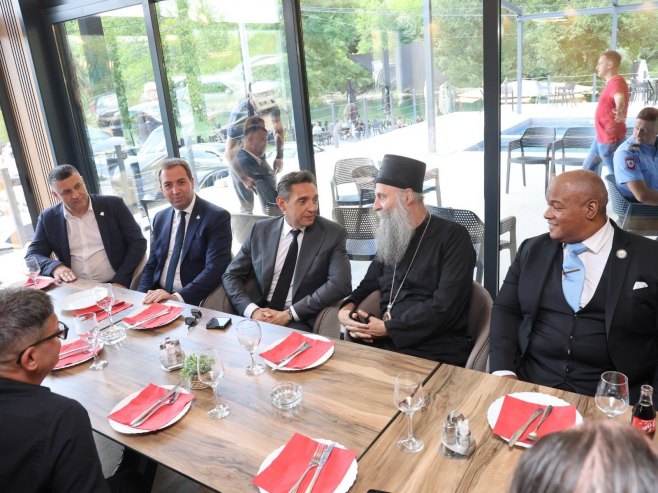 Selak sa patrijarhom i Bernsom o stradanju Srba u podrinju