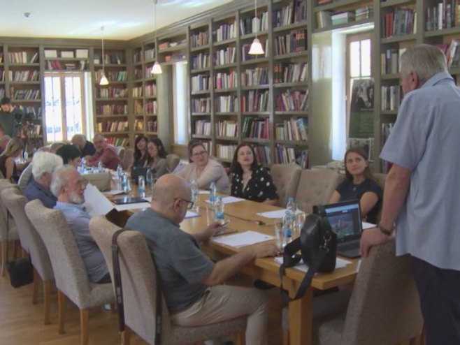 Naučni skup posvećen stvaralaštvu Nebojše Јevrića u Višegradu (VIDEO)