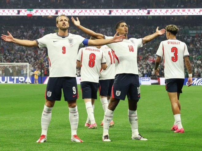 Engleska sa desetoricom eliminisala domaćina Meksiko; U četvrtfinalu protiv Norveške