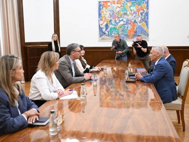 Vučić sa Bocan-Harčenkom: Suprostaviti se svim pokušajima revizije istorijskih činjenica