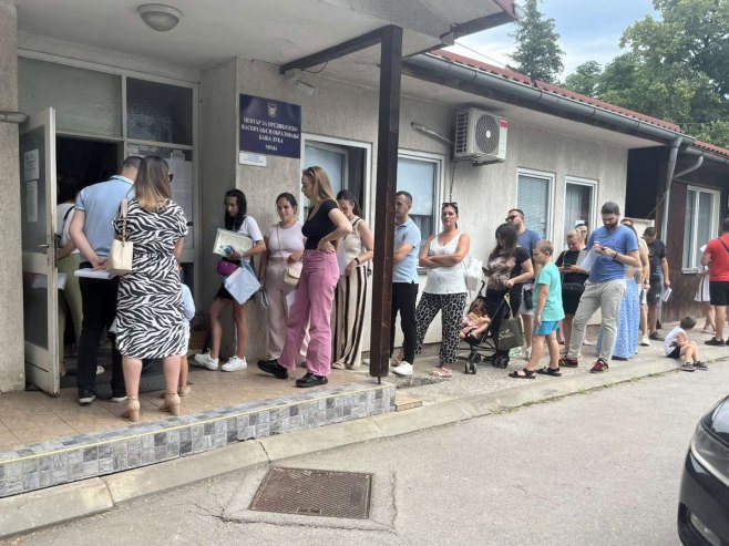 Dokumentacija za prijavu djece u vrtići i putem Pošta Srpske do 19 časova