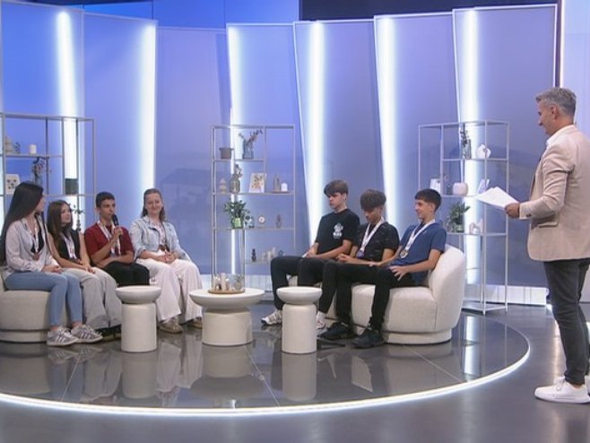 Učenici OŠ "Sveti Sava" iz Banjaluke na najbolji način predstavili Srpsku u Rimu (VIDEO)