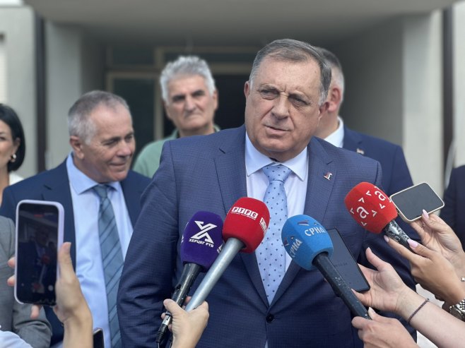 Dodik: Čeka se izvještaj o aktivnostima MUP-a, ali niko ne može da ponižava policiju (VIDEO)