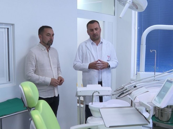 Otvoren regionalni oralno-hirurški centar u Doboju (FOTO)