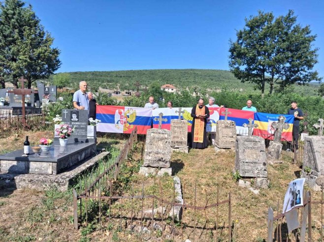 Parastos članovima carske porodice Romanov - Foto: Ustupljena fotografija