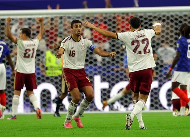 Fudbaleri Španije (Foto: EPA/CHRISTOPHER NEUNDORF) Fudbaleri Španije (Foto: EPA/CHRISTOPHER NEUNDORF) -