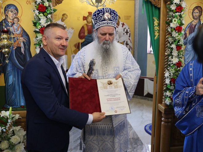 Žarko Novaković dobio pohvalnicu Žarko Novaković dobio pohvalnicu - Foto: Ustupljena fotografija