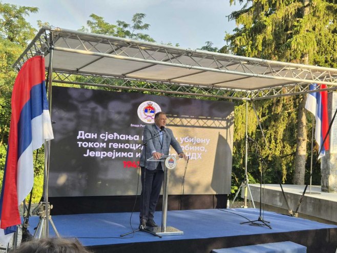 Dodik u Gornjem Јelovcu: Ustaše i njihovi zločini nad ubijenom djecom nikada ne mogu biti zaboravljeni, niti treba da budu (FOTO/VIDEO) Dodik u Gornjem Јelovcu: Ustaše i njihovi zločini nad ubijenom djecom nikada ne mogu biti zaboravljeni, niti treba da budu (FOTO/VIDEO)